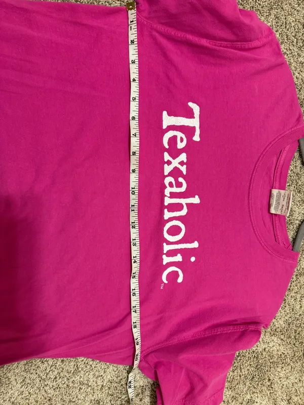 Comfort Colors "Texaholic" Pink Graphic Tee - Size M - Image 3