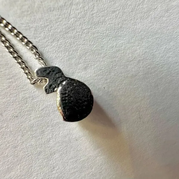 Annaleece by Devries silver tone Swarovski Crystal pendant necklace - Image 8
