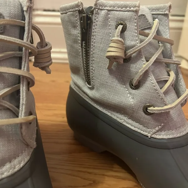 BRAND NEW sperry grey winter boots - Image 5