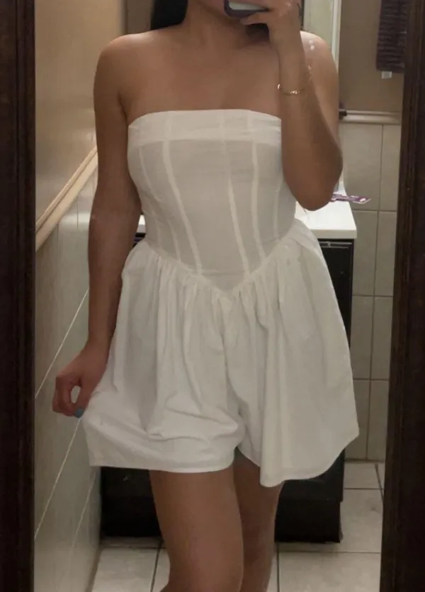 Forever 21 White Corset Romper - Image 3