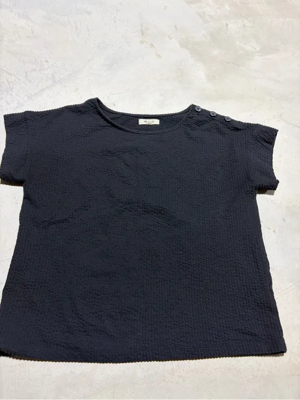 Madewell Black Textured Short Sleeve Top Shoulder Buttons medium - Image 2