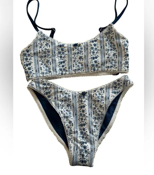 Elysiian Sonoma Scoop Neck Bikini Top and high leg bottom - Vintage- medium - Image 3