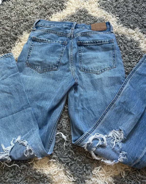 Abercrombie Jeans - Image 5