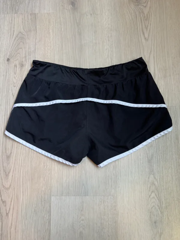 Aeropostale Black Athletic Shorts with White Trim - Image 2