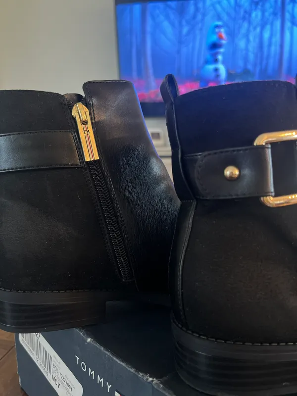 Tommy Hilfiger Boots - Image 5