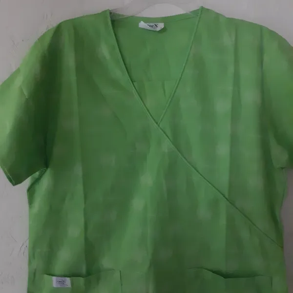 NWOT Oltex U.S.A. Women's 2 Pocket Scrubs - Image 3