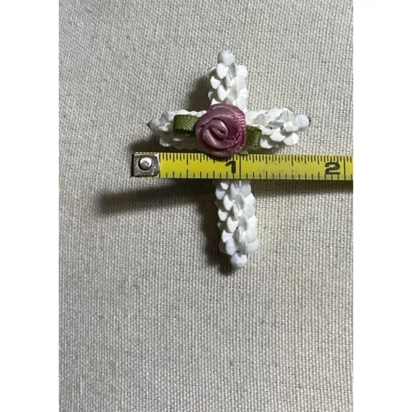Vintage Religious Jesus Cross Christianity White Beaded Rose Brooch Sz 2” - Image 7