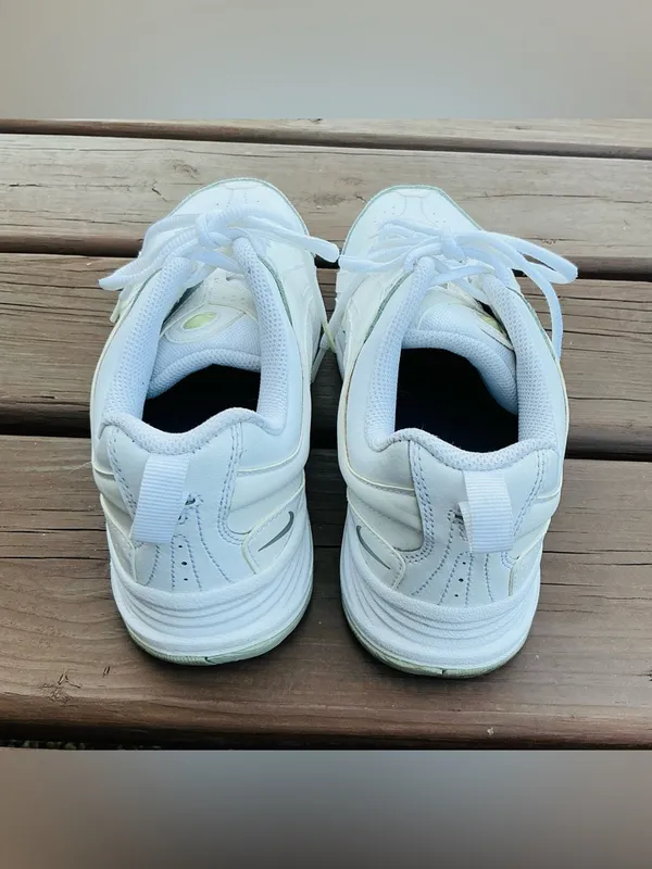 Women’s NIKE athletic sneakers 🌟 - Image 11