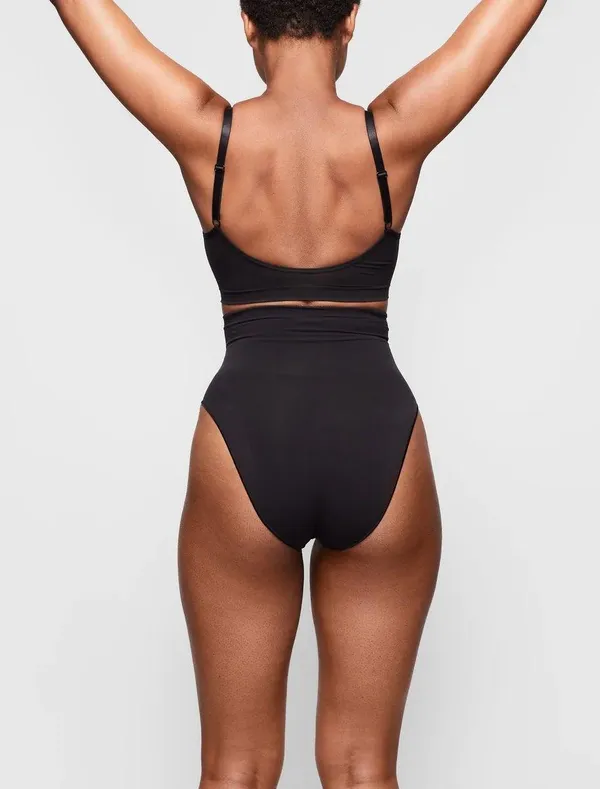 seamless sculpt bralette- NWT- onyx - Image 3