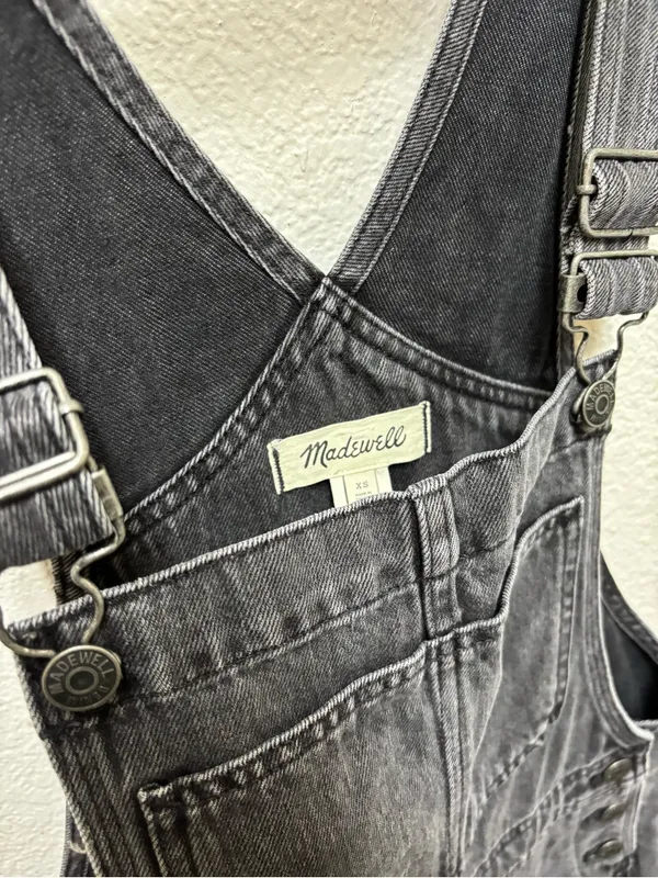 Madewell Denim Oversized Carpenter Overalls in Hartwell Wash - Image 3