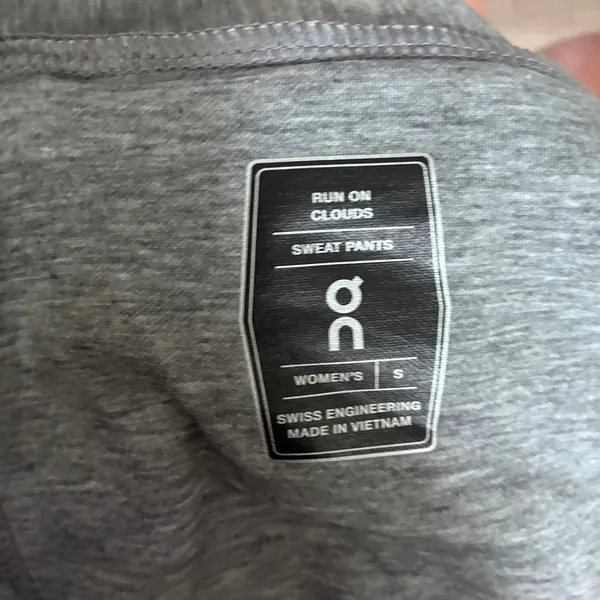 On‎ Running Womens Sweatpants Grey Heather Joggers Size S Swiss Engineering - Image 7