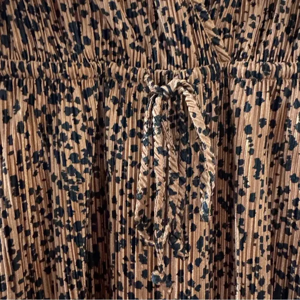 Anthropologie Leopard Print Deep V-neck Drawstring‎ Waist Blouse - Image 3