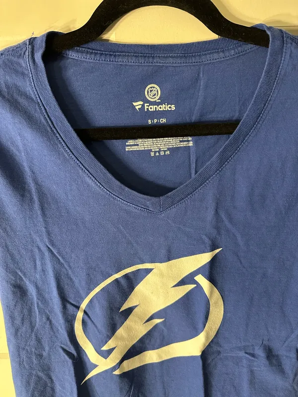 Tampa Bay Lightning Fanatics Shirt - Image 2