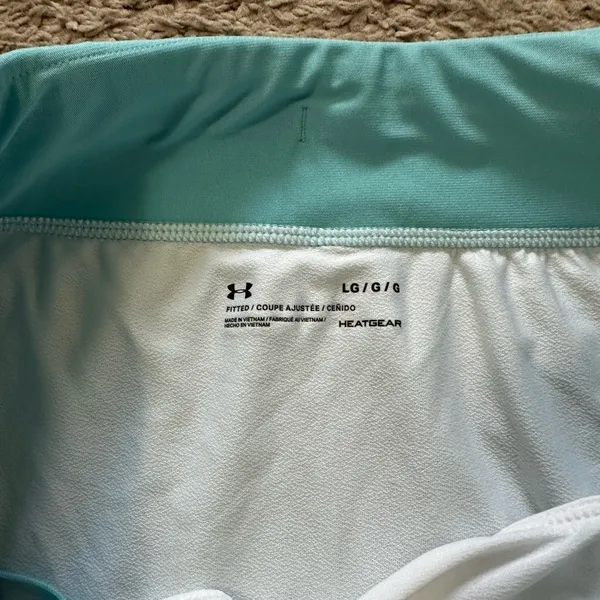 Under Armour Women's UA RUN Speedpocket 3" Running Shorts Size L - Image 5