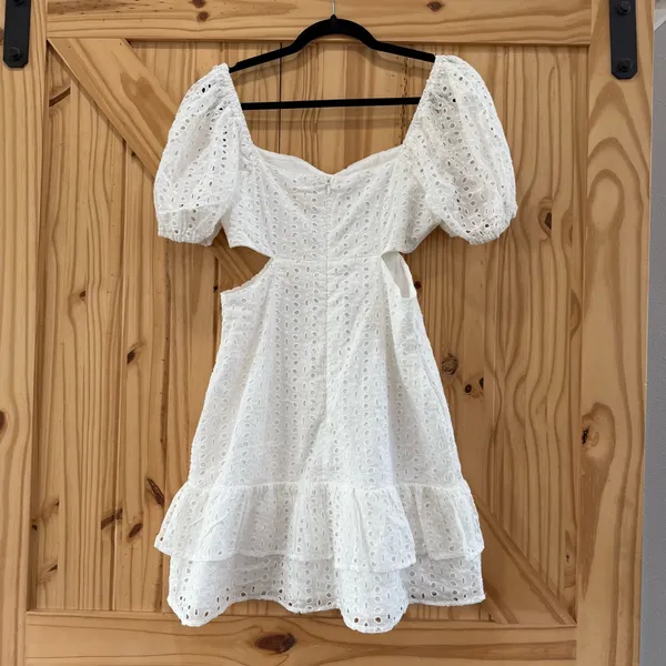 NWT Showpo Dress with side cutouts size 8 - Image 2