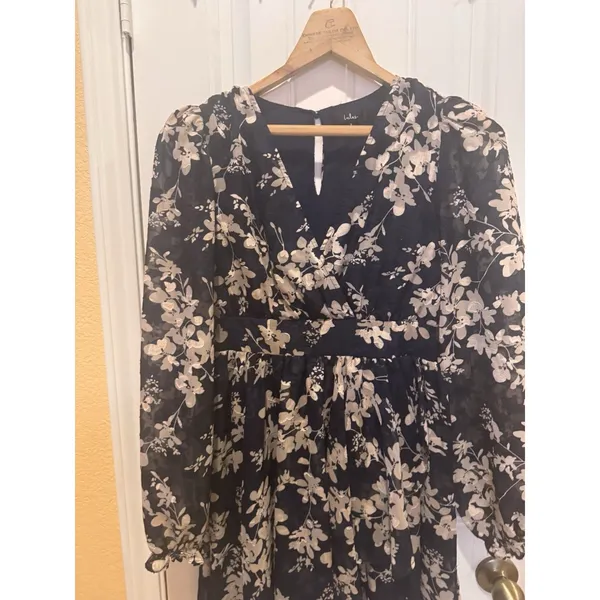 Lulu’s Womens Floral Print Wrap Mini Dress Small - Image 2