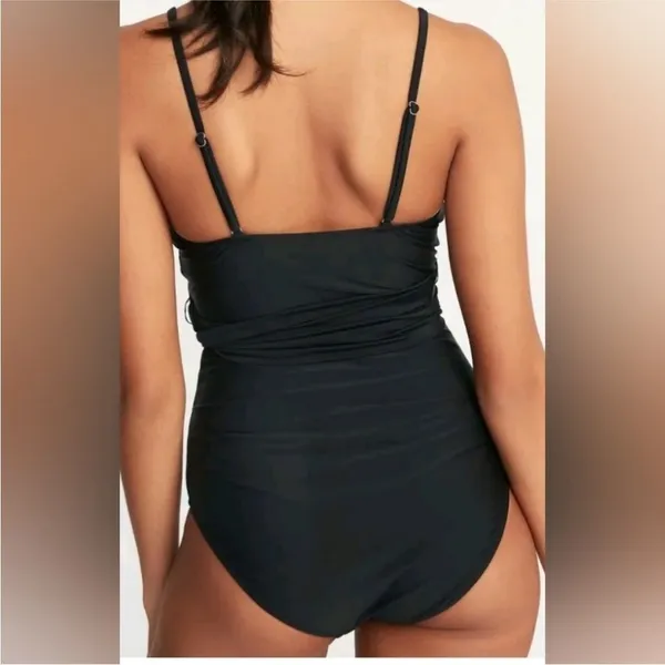 New‎ Old Navy Swimsuit - Image 2