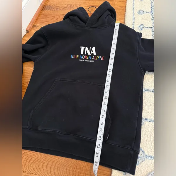 TNA Aritzia True North Alpine Hoodie Black Size Medium - Image 6