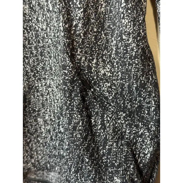 Lululemon Swiftly Tech Long Sleeve Women Size 6 Black White Static Athletic Top - Image 10