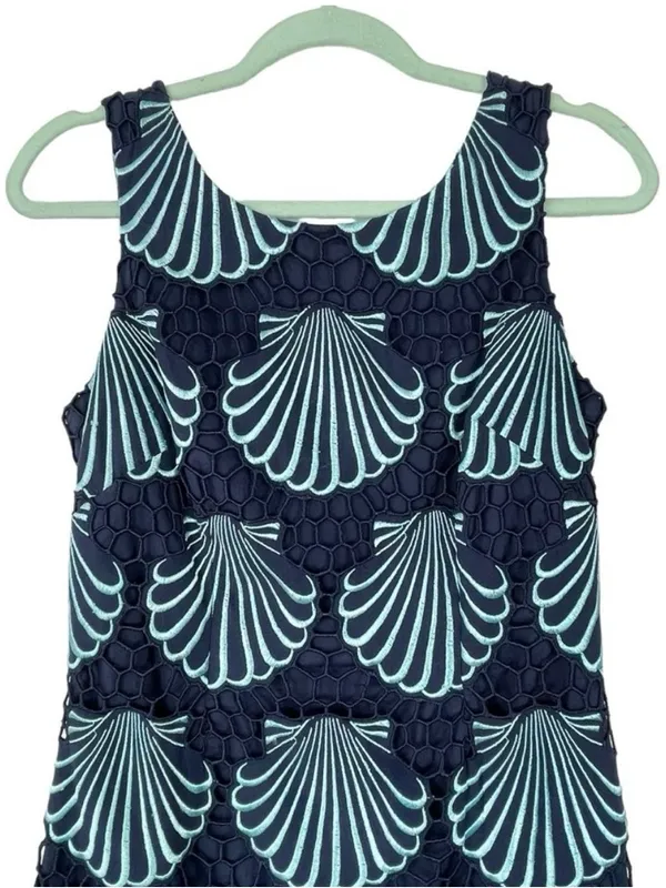 Lilly Pulitzer Navy & Light Blue Shell Dress, Size 00 - Image 2
