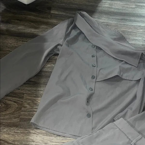SHEIN Gray Off-Shoulder Pantsuit - Image 3