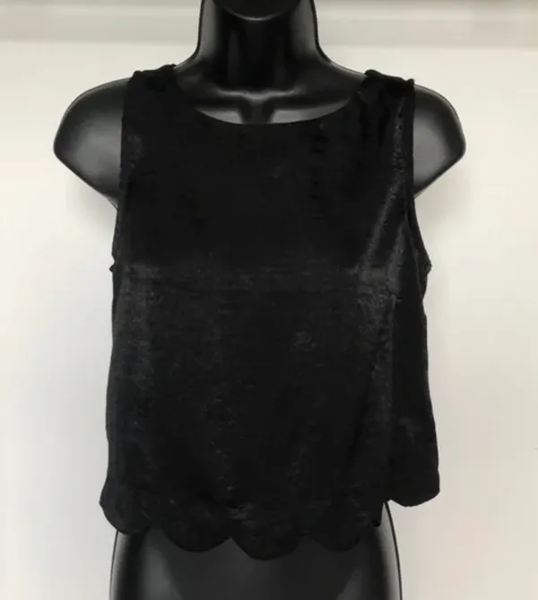 Monteau Los Angeles Black Scalloped Hem Crop Top, size Large - Image 3