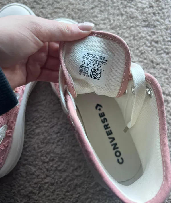 Converse Pink Crochet - Image 5