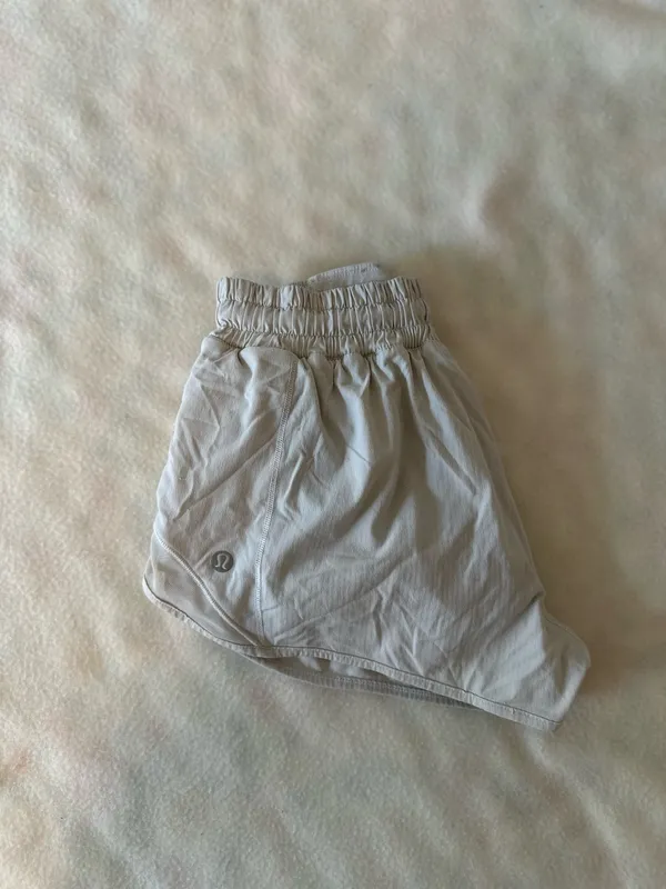 Lululemon Hot Hot Shorts - Image 2