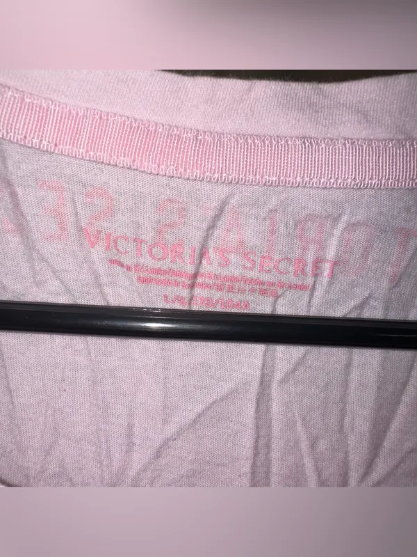 victoria’s secret graphic tee - Image 5