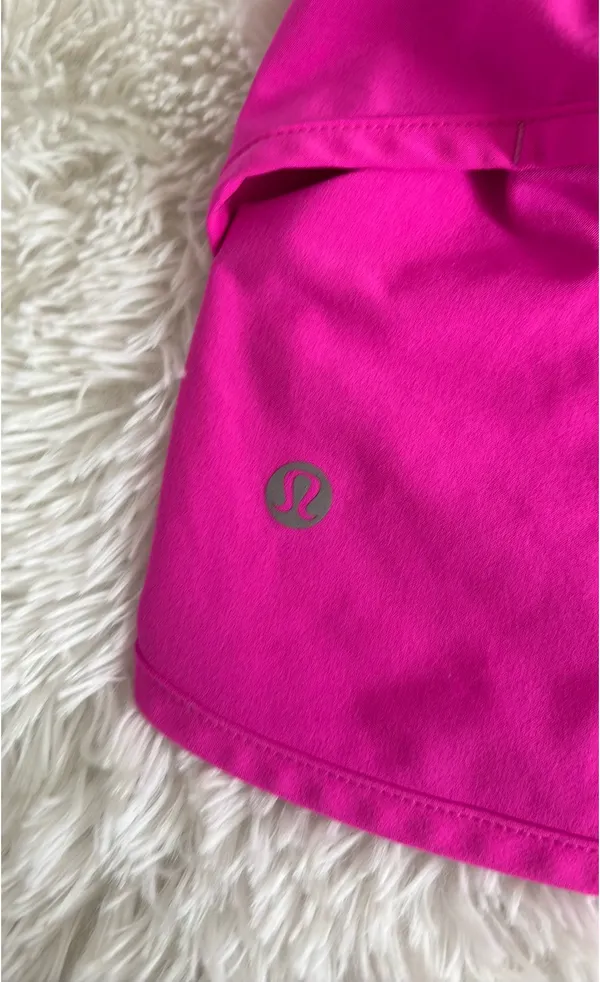 Lululemon Speed Up Shorts - Image 4