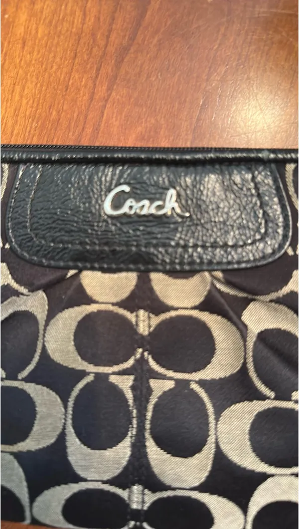 Vintage Coach Wristlet Wallet Black - Image 7