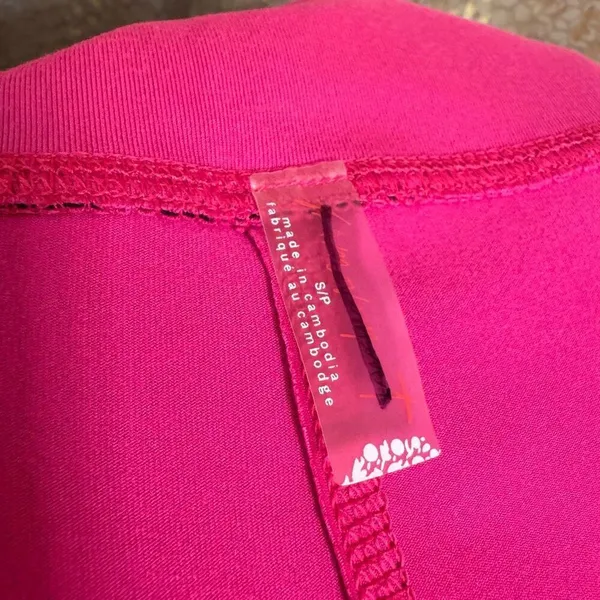 Free People Movement Neon Hot Pink Slit Flare Ankle Legging Small NWOT - Image 3