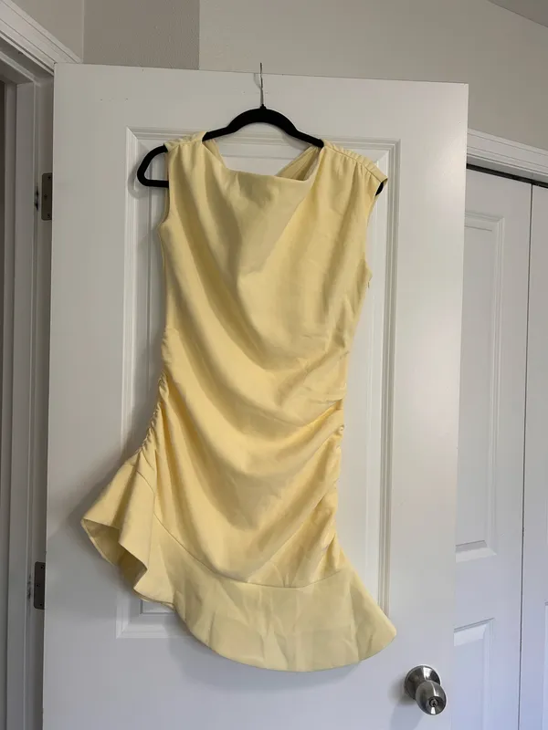 New Showpo Goldie Mini Dress Off Shoulder Ruched Fitted Dress Size 10 MSRP $109 - Image 7