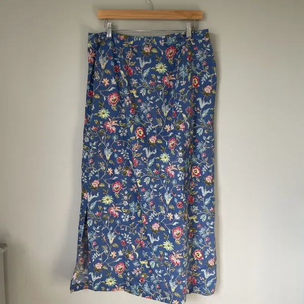 Crazy Horse Vintage Floral Print Maxi Skirt Lightweight Boho Whimsy Blue Size 14 - Image 2