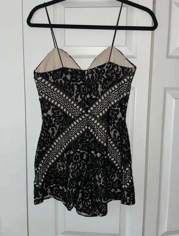Selfie Leslie Black Lace Romper - Image 3