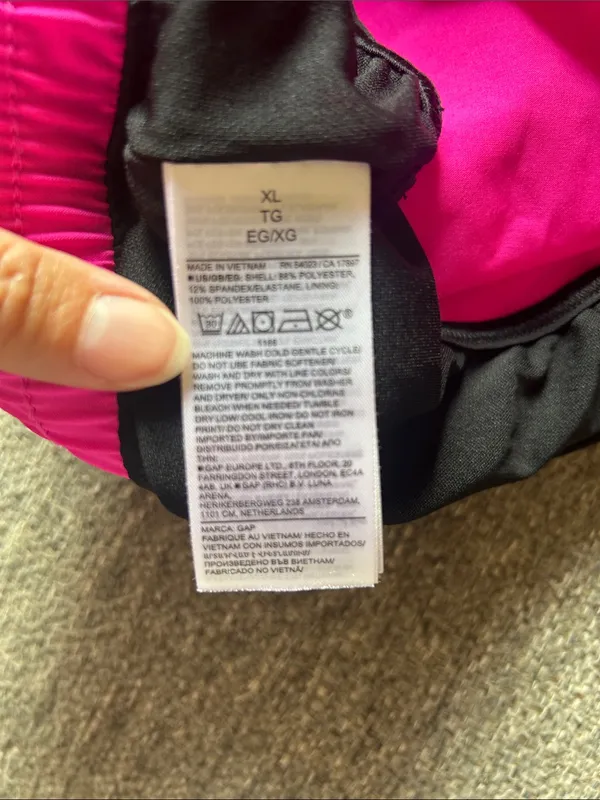 GapFit Women's Size XL Hot Pink Active Running Shorts w/Built In Underwear - Image 9