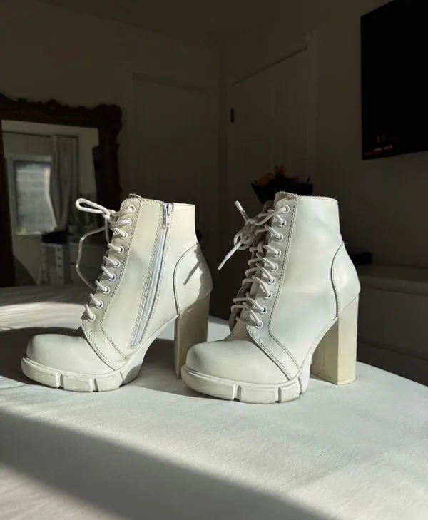 Jeffrey Campbell Boots White size 8 - Image 2
