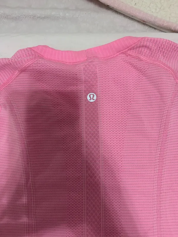 Swiftly Tech Lululemon Short Sleeve Shirt - Image 5