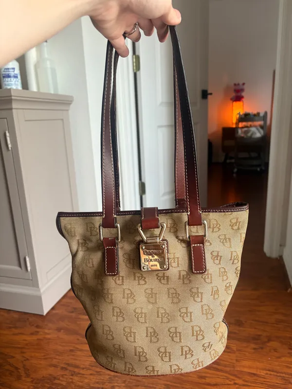 Dooney & Bourke Bag - Image 14