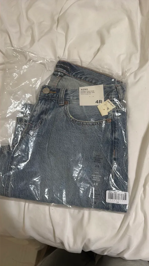 Aeropostale super low rise baggy jeans - Image 4