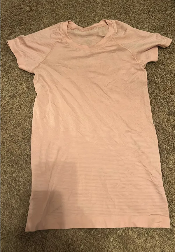 Lululemon Swiftly Tech Short Sleeve 2.0 - Image 2