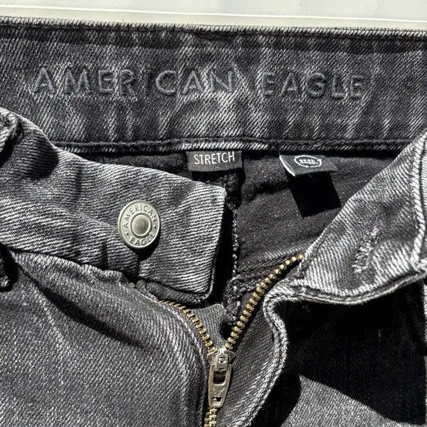 American Eagle 🦅 Curvy Super High-Rise Baggy Wide Leg Jeans - Image 2