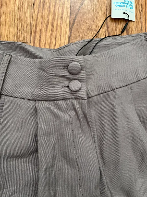 Primark High Waist Taupe Shorts - Image 3
