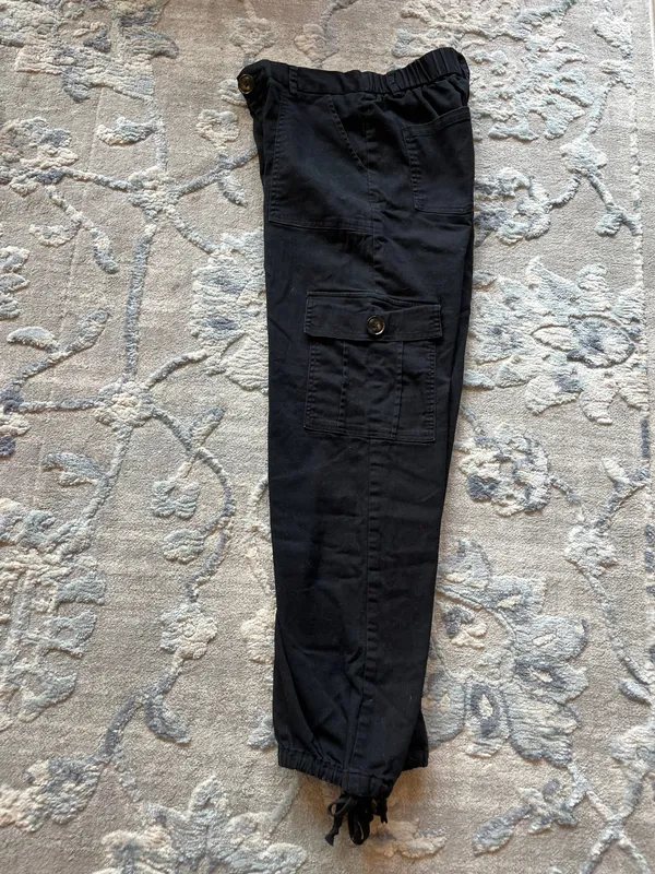 Amazon Black Cargo Pants - Image 4