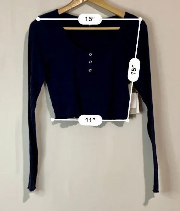 . Women’s Scoop Neck Waffle Knit Cropped Henley Long Sleeve Navy Size Med NWT - Image 6