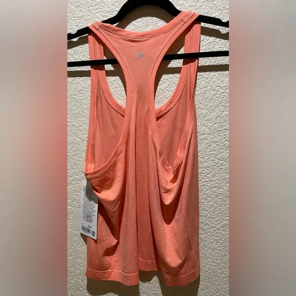 NWT Lululemon Swiftly Tech Racerback Tank 2.0 Race Sunny Coral Size 12 - Image 6