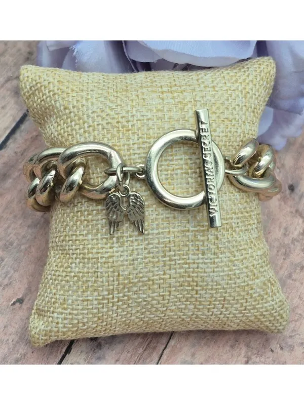 Victoria’s Secret Pave Set Crystal Chunky Gold Curb Chain Toggle Bracelet - Image 4