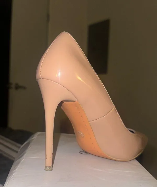 Camel Heels Size 5.5 - Image 4