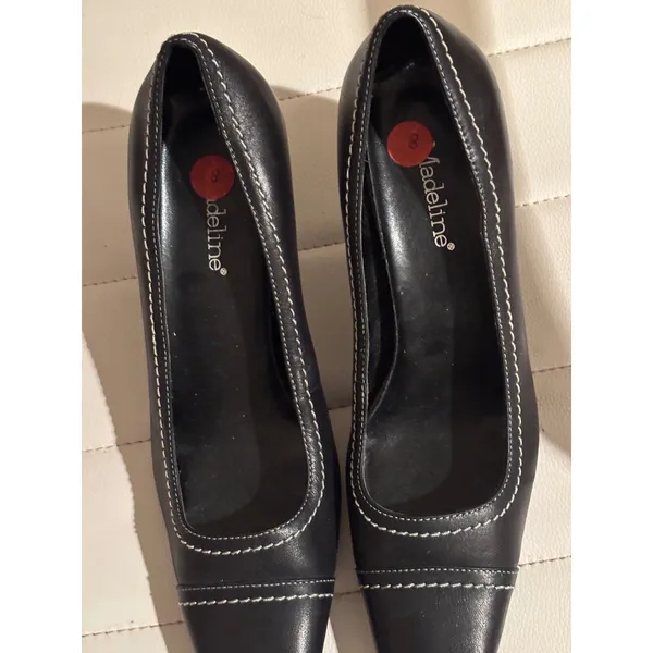 Madeline Discovery Black Leather Square Toe Pumps Contrast Stitch Heels Size 8M - Image 2