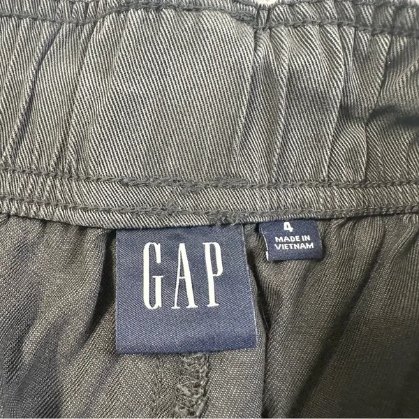 GAP Gray Casual  Neutral Pants with back pockets - Image 13